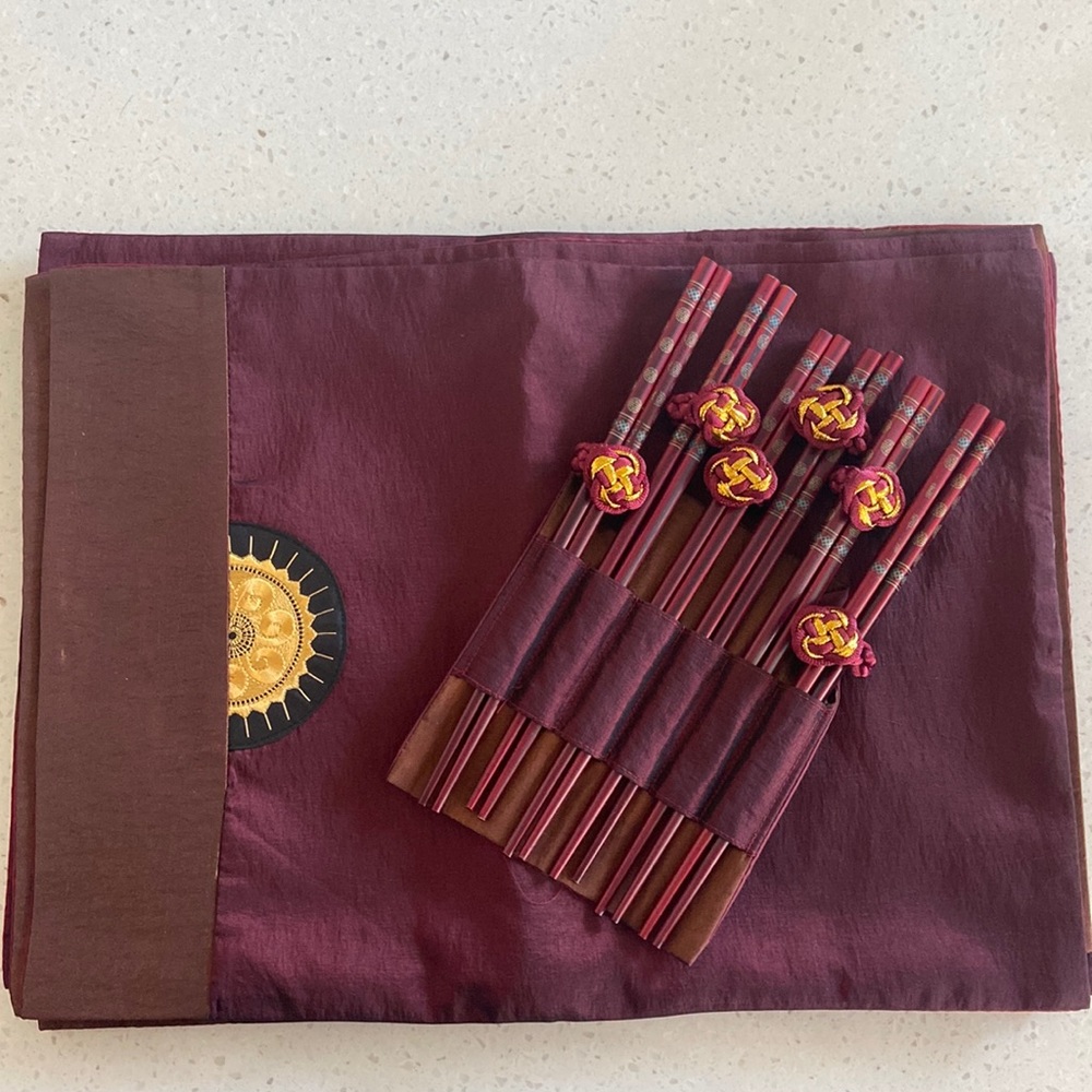 Chinese placemats & chopsticks set of 6